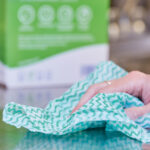 Perola® JayTex™ 200 x All-Purpose Cloths on Roll in Dispenser Box Blue - Image 4
