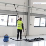 32mm x 5.1 metre (17 FT) Glass Fibre Internal High Reach Vacuum Pole Set for Henry / Numatic / Pacvac - Image 2