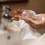 2-Ply White V-FOLD FLUSHABLE Hand Towels 21cm Wide (1×3400) - Image 5