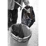envirosack® Heavy Duty Black Refuse Sacks 15Kg (18x29x39") 90L (1x200) - Image 4